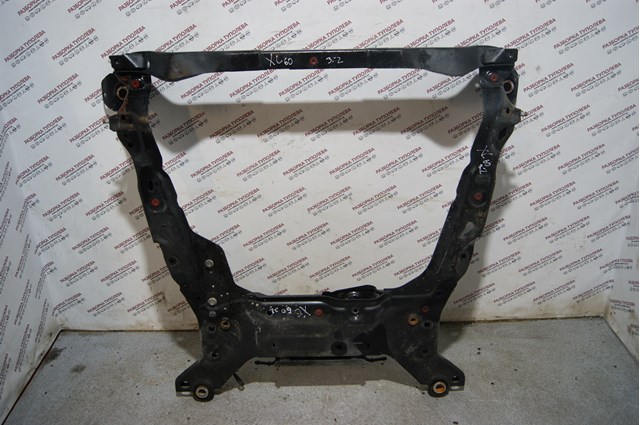 Korpus osi przedniej 31406810 Volvo