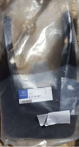 Do koszyka B66580001 Mercedes Chlapacze tylne, komplet
