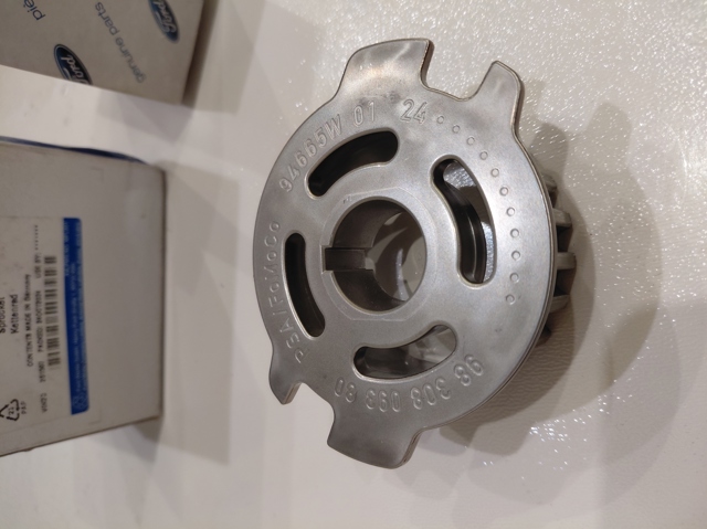 Do koszyka 2334220 Ford Koło zębate walcowe pompy wtryskowej