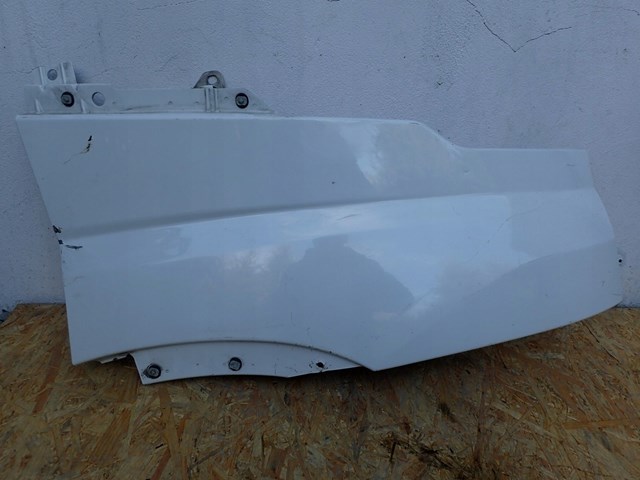 Do koszyka 5801513999 Iveco Błotnik przedni prawy