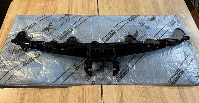 Atrapa chłodnicy Toyota 5310107200 cena, od 44,48 USD