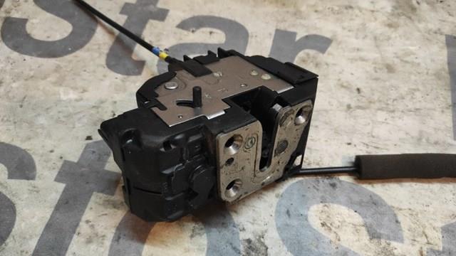 Zamek drzwi tylnych prawych do Nissan Note  E11