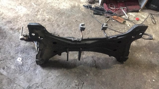 Do koszyka Korpus osi przedniej Volkswagen Sharan I 7M8, 7M9, 7M6