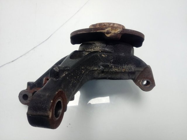 Czop (zwrotnica) przedni prawy Opel 9826532380