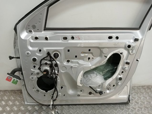 Drzwi przednie prawe Opel Corsa F