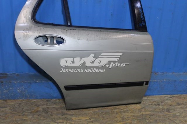 Drzwi tylne prawe Saab 9-5 sedana (YS3E) (1997 - 2010) cena, od 164,90 USD