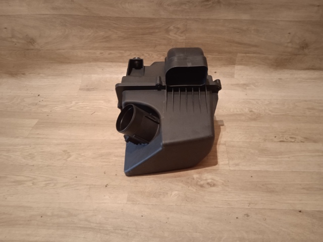  Obudowa filtra powietrza Jeep Cherokee 