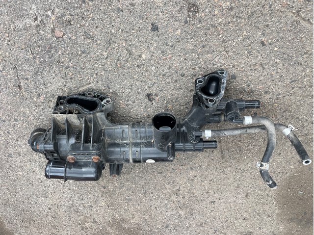Kołnierz układu chłodzenia (trójnik) Hyundai/Kia 256003CAE0 cena, od 196,39 USD