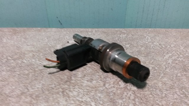 8200766475 Renault (RVI) Wtryskiwacz paliwa