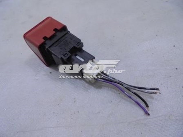Do koszyka Przycisk włączania światła awaryjnego Nissan Micra  K12