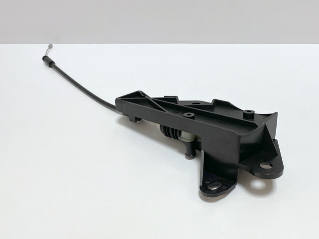 Linka otwierania maski Tesla Model 3 sedana (5YJ3) (2016 - 2026) cena, od 47,70 USD