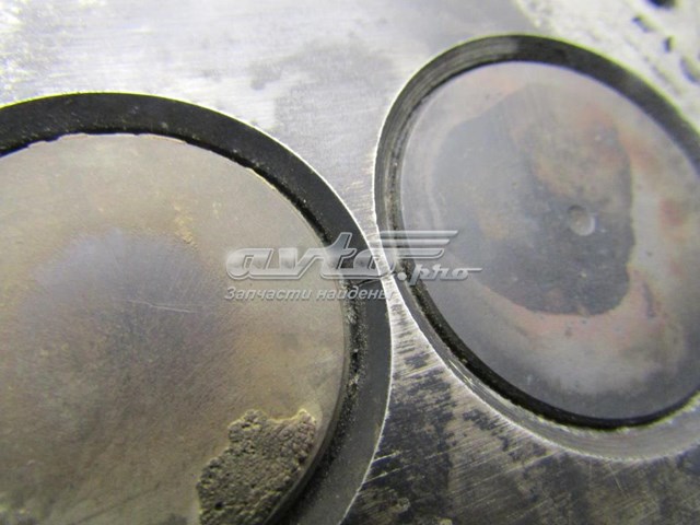 Głowica cylindrów 074103351D VAG