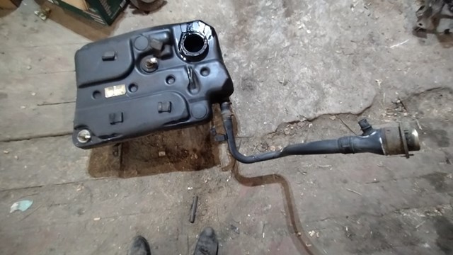 Do koszyka Zbiornik paliwa Land Rover Freelander I L314