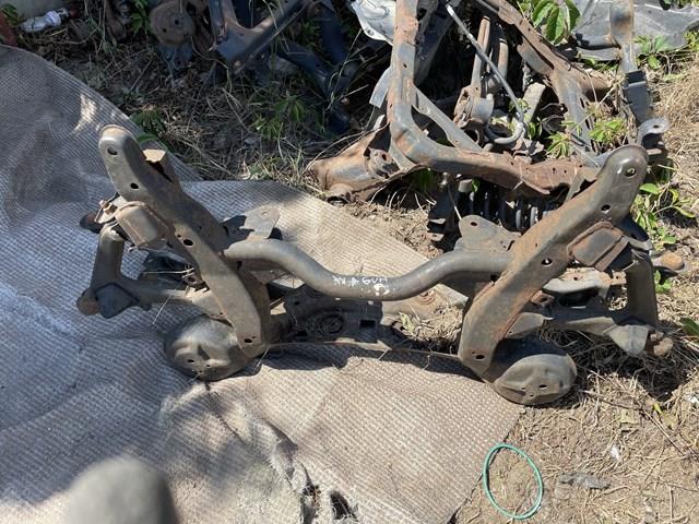 Do koszyka Korpus osi tylnej Mitsubishi Pajero III 