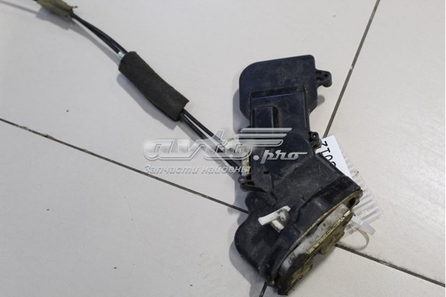 Zamek drzwi tylnych prawych do Mazda 6  GG