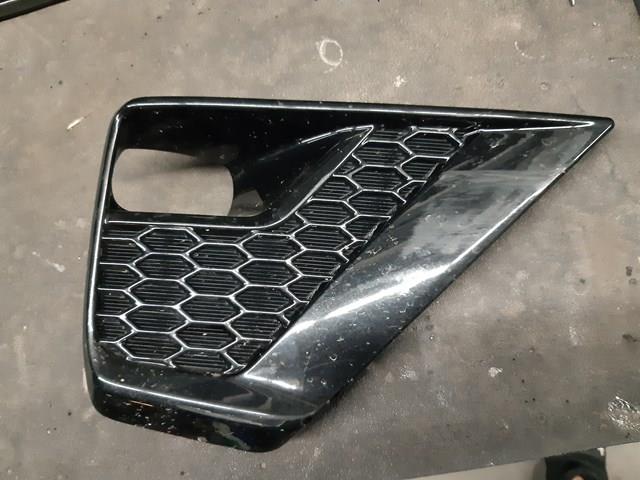 Obrzeże lampy przeciwmgielnej prawej Toyota 52030WQ010