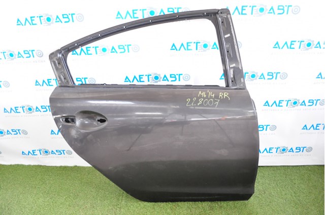 Do koszyka GHY27202XB Mazda Drzwi tylne prawe
