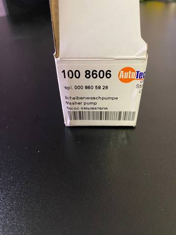1008606 Autotechteile Pompka spryskiwacza szyby przedniej