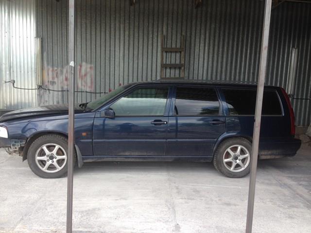 Drzwi przednie lewe do Volvo V70 I LV