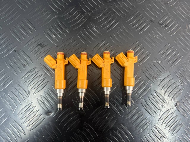 Wtryskiwacz paliwa Lexus RX 450H/350L/200T SUV (L25) (2015 - 2022) cena, od 151,69 USD