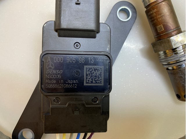 Czujnik tlenków azotu NOX tylny Mercedes A0009059613 cena, od 246,74 USD