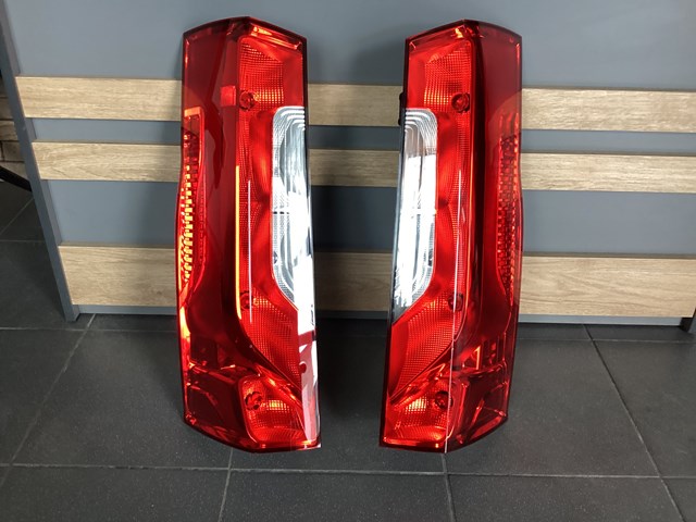 Lampa zespolona tylna prawa Mercedes A9108200100 cena, od 126,92 USD