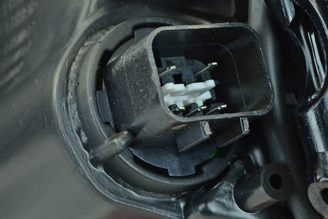 Reflektor lewy Hyundai/Kia 921013X210 cena, od 175,82 USD