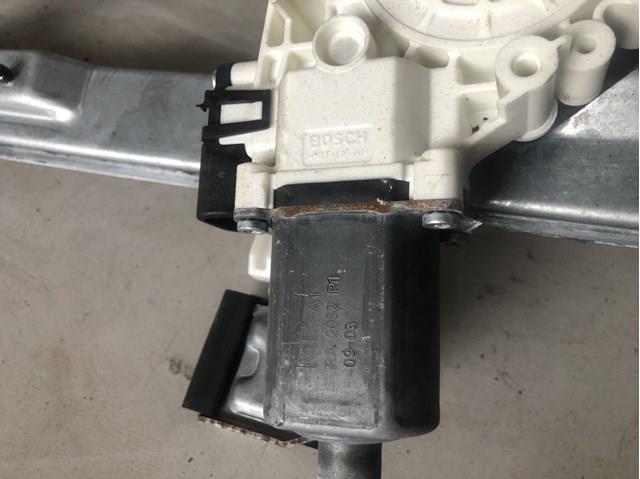 Do koszyka Mechanizm podnoszenia szyby drzwi przednich prawych Mitsubishi Colt VI Z3A