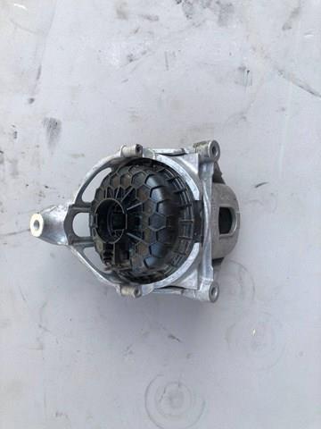 Poduszka (podpora) silnika prawa VAG 782215150182 cena, od 138,90 USD