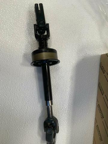 4522033352 Toyota Wał kolumny kierowniczej dolny