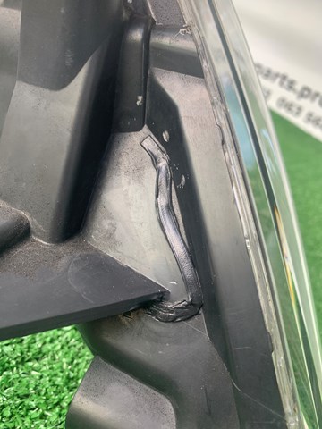 Do koszyka 8117033841 Toyota Reflektor lewy