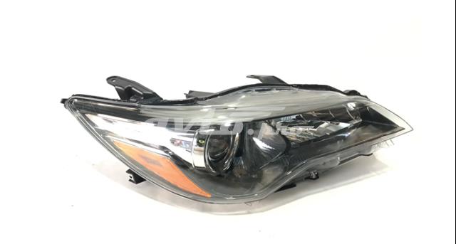 Reflektor prawy 8111006C70 Toyota