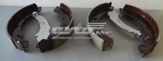 Klocki hamulcowe tylne bębnowe Bosch 986487270 cena, od 25,80 USD