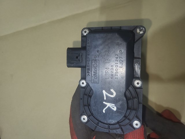 L3R413640 Mazda Przepustnica, komplet