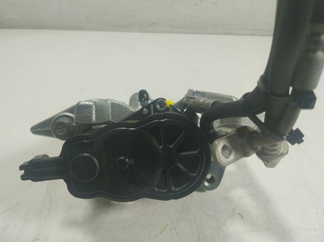 Zacisk hamulcowy tylny lewy do Toyota Yaris CROSS MXP