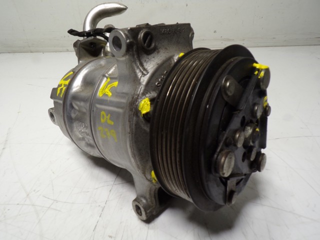 Sprężarka klimatyzacji 926002410R Renault (RVI)