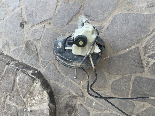 Do koszyka 1K1614105AF VAG Wzmacniacz próżniowy hamulców