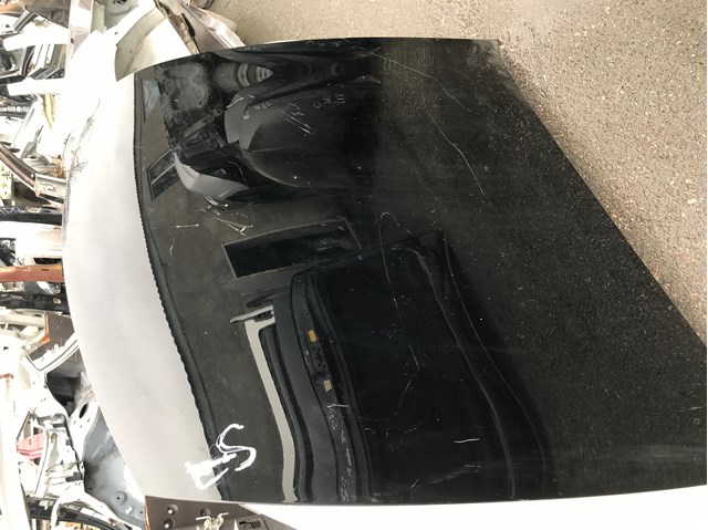  Maska silnika Lexus LS 