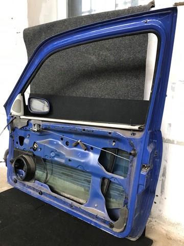 Do koszyka Drzwi przednie prawe Volkswagen Polo III 6N2