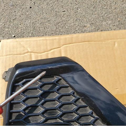 Obrzeże lampy przeciwmgielnej Toyota 52040WQ010 cena, od 92,47 USD
