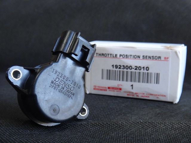 Przepustnica, komplet 1923002010 Toyota