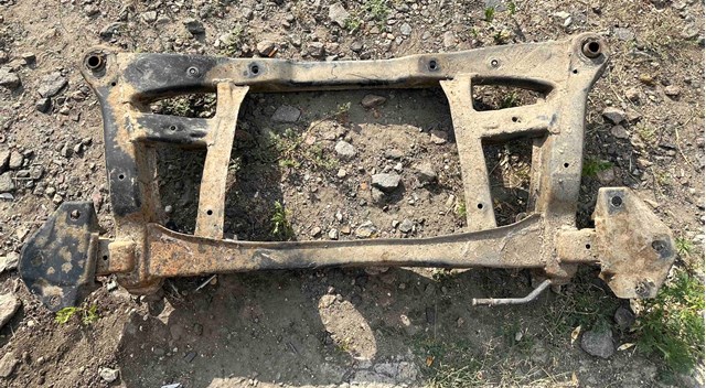 Do koszyka Korpus osi tylnej Lexus RX 300/330/350/400H U3