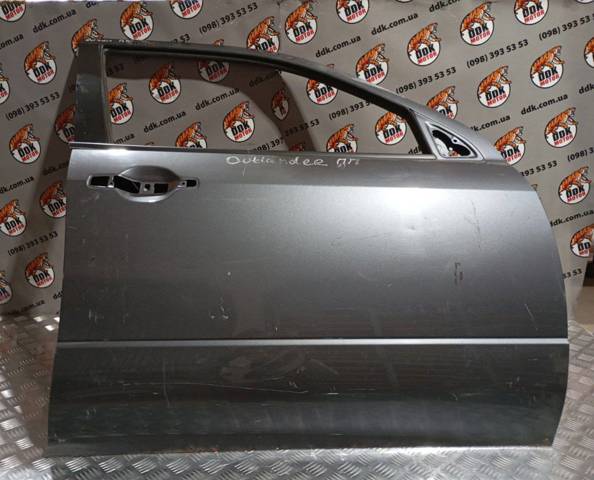 Do koszyka Drzwi przednie prawe Mitsubishi Outlander I CU