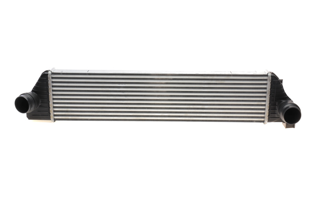 Do koszyka 818561 VALEO Chłodnica intercoolera