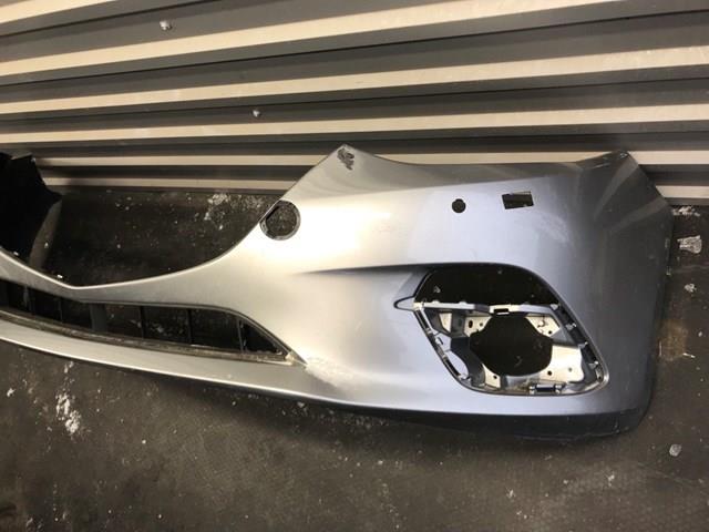 Do koszyka BHN150031ABB Mazda Zderzak przedni