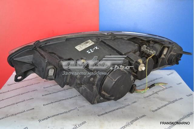 Reflektor prawy do Peugeot 807  E