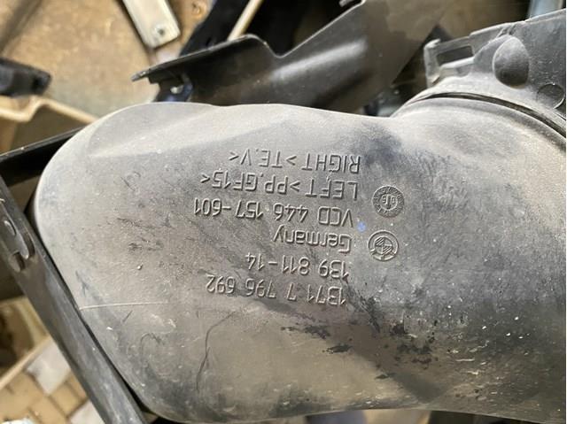 Wlot powietrza do filtra powietrza BMW 5 