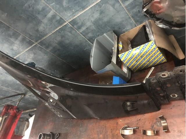 LR061823 Land Rover Błotnik przedni prawy