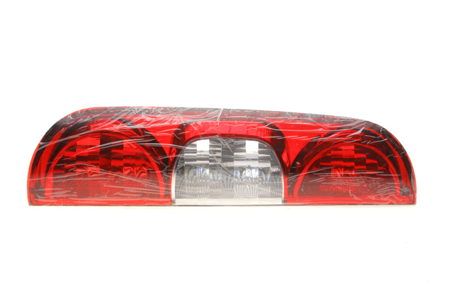 Lampa zespolona tylna lewa Autotechteile 5030153 cena, od 52,61 USD