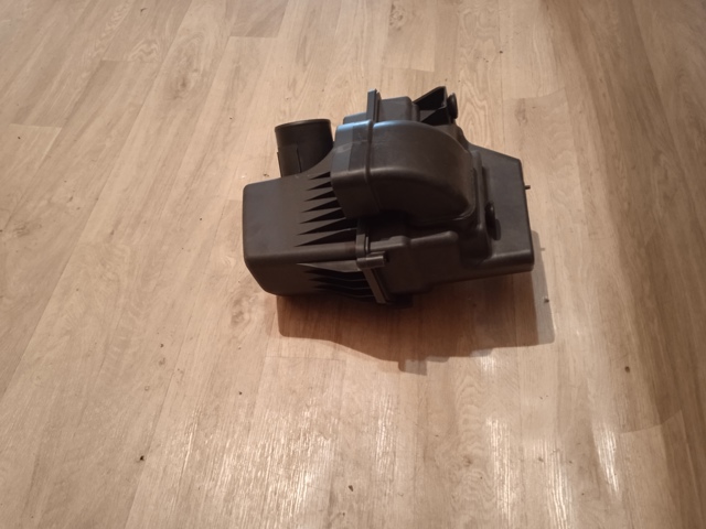 Obudowa filtra powietrza Jeep Cherokee 